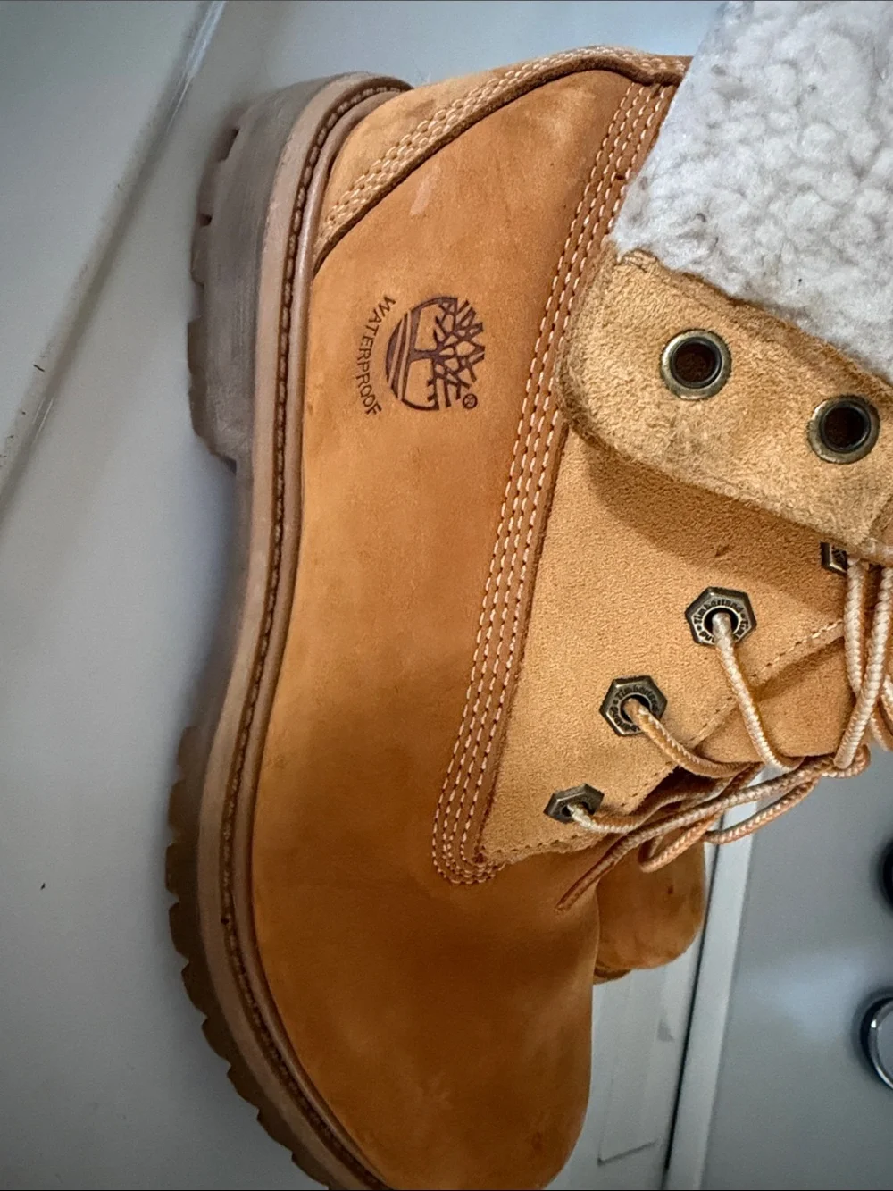 Timberland unisex waterproof boots with fur